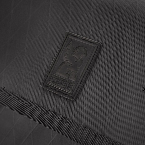 NWOT Chrome industries BLCKCHRM 22X Bravo - Picture 3 of 16